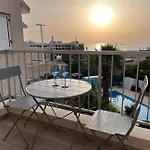 H&o Diamond Complex Sea View