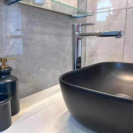 H&o Diamond Complex Sea View 파포스